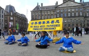 André van Leijen, Wie weet waar Wei Wei woont, Falun Gong